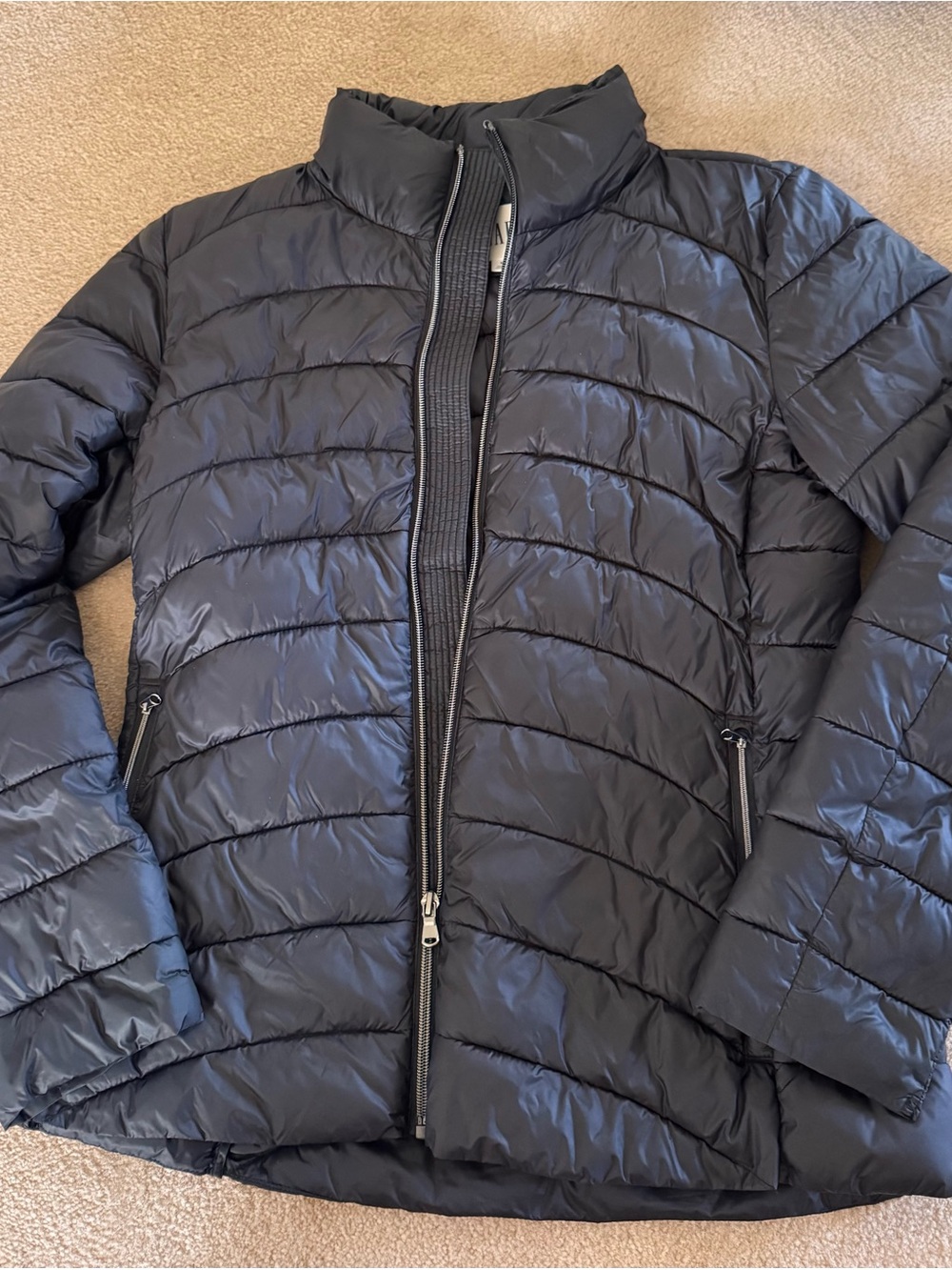 GAP Women's Black Quilted Puffer Jacket